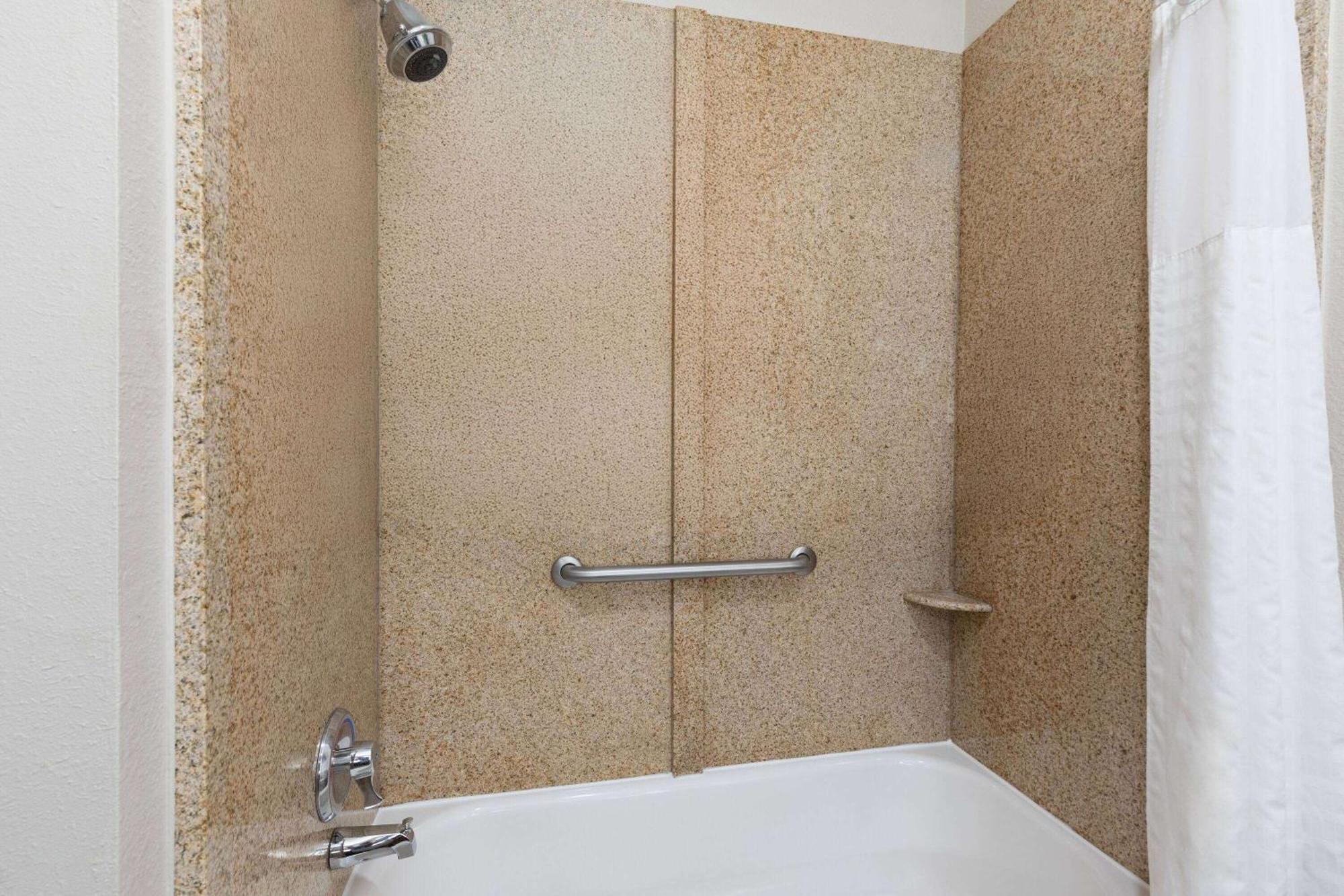 La Quinta By Wyndham Snellville - Stone Mountain Εξωτερικό φωτογραφία